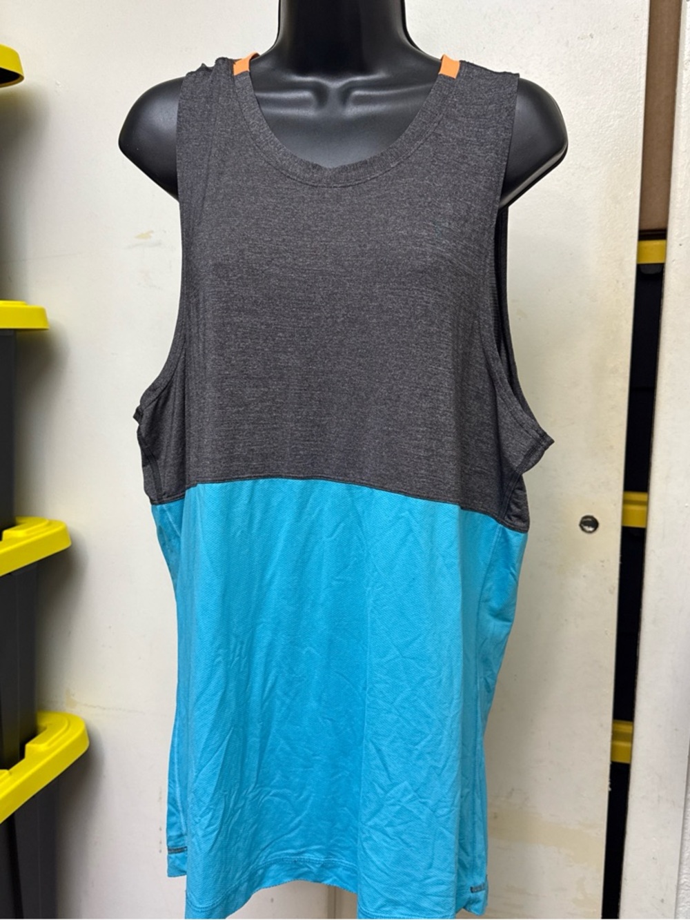 Mens Lululemon Precise
Singlet Gray and Blue Tank Top